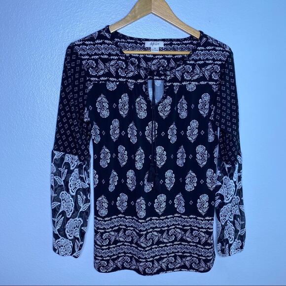 Style & Co Tops - Style & Co Black & White Floral Print Tunic Small
